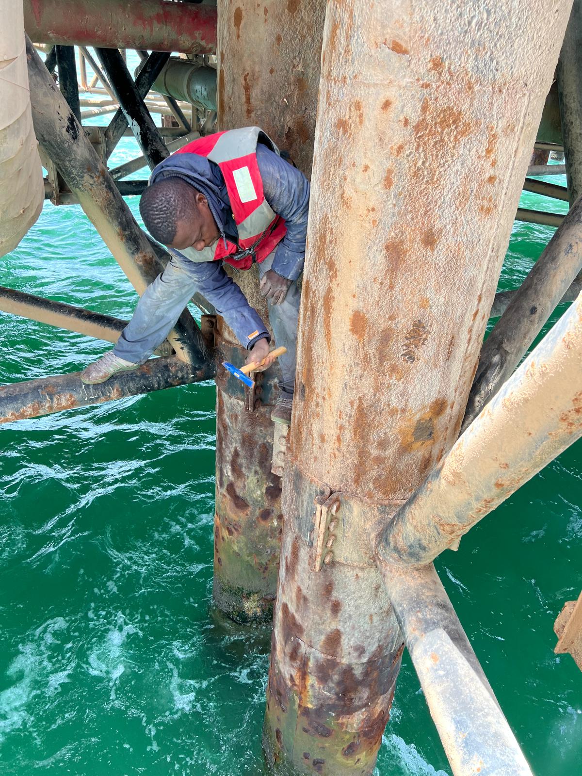 Installation de goussets sous-marins